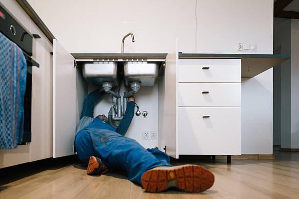 Professional Emergency Plumber technician working in Port Chester, NY